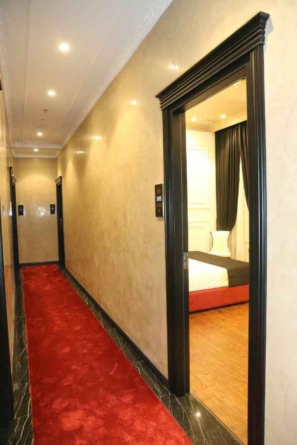 Hotel Kloest Durres Bagian luar foto