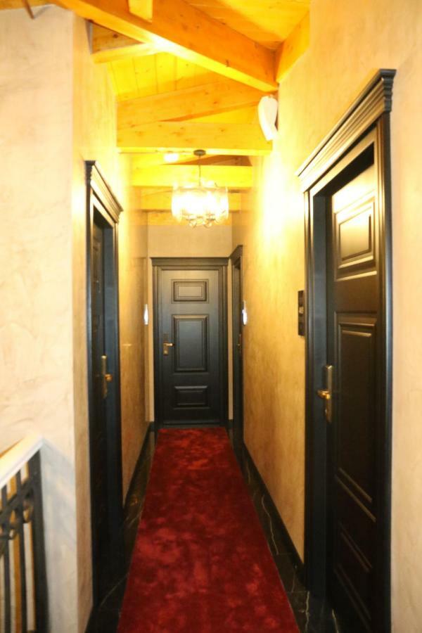 Hotel Kloest Durres Bagian luar foto